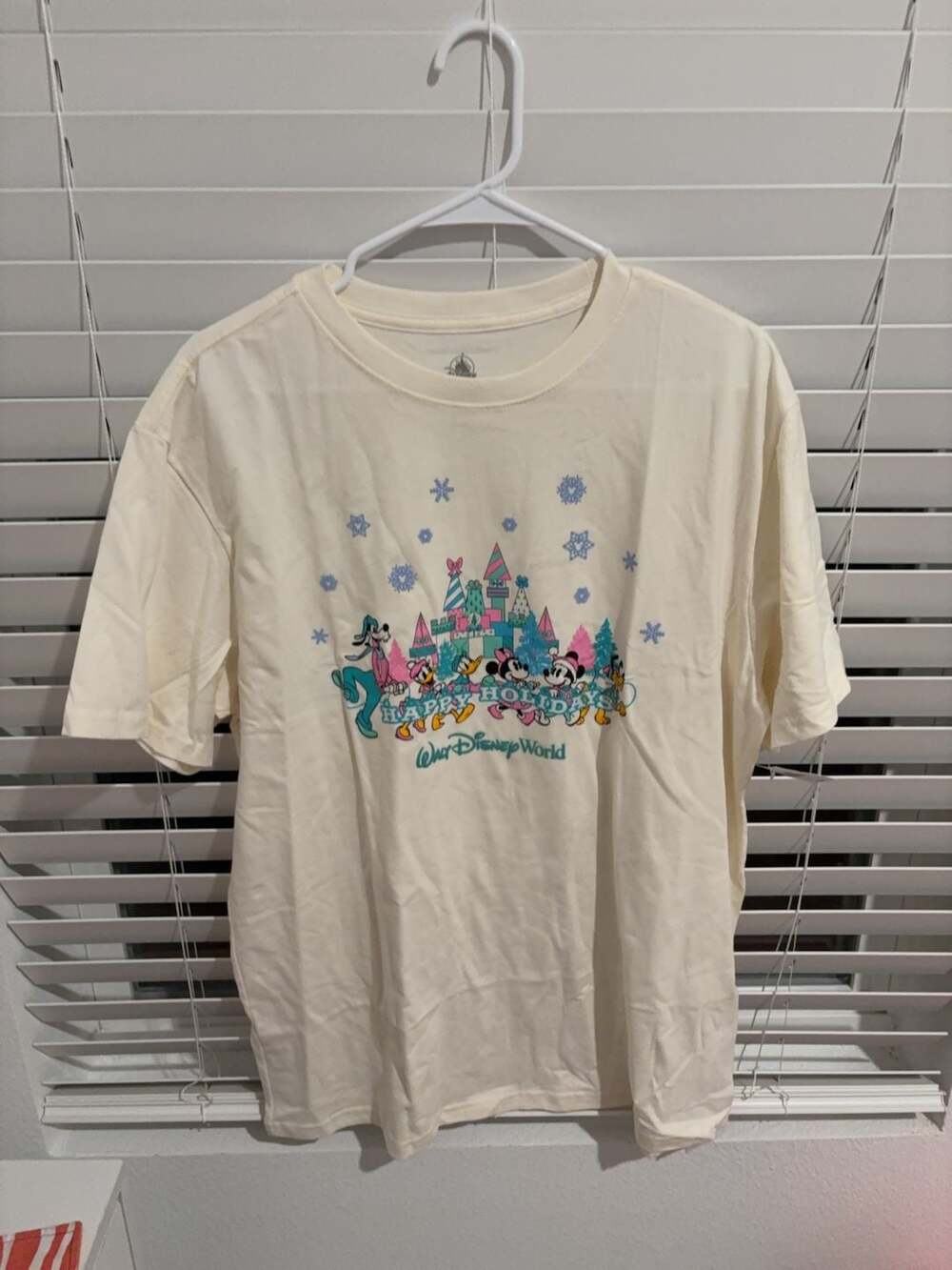Disney Parks Walt Disney World Happy Holidays Graphic T-Shirt Size L